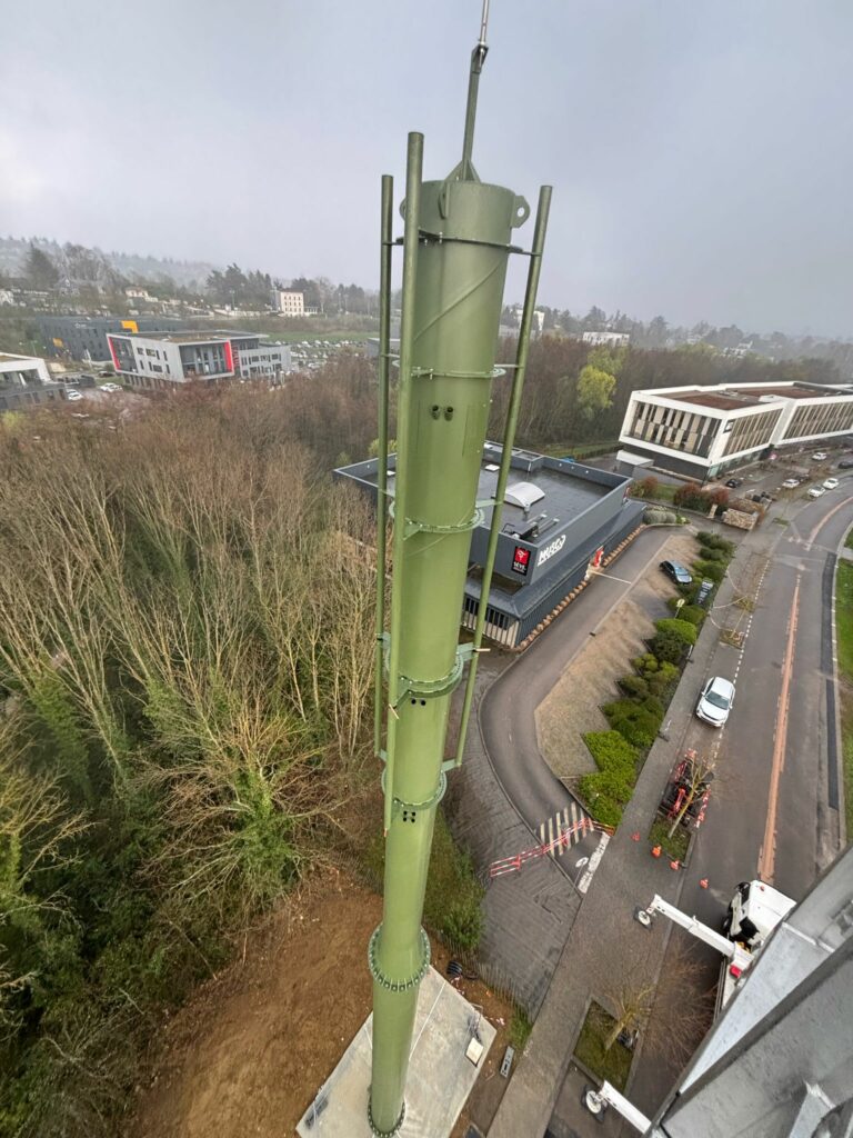 Pylone monotube vert